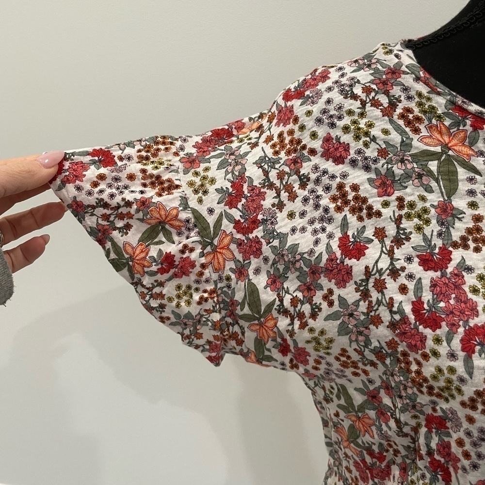 LOFT Linen Floral Short Sleeve Top - Picture 2 of 5